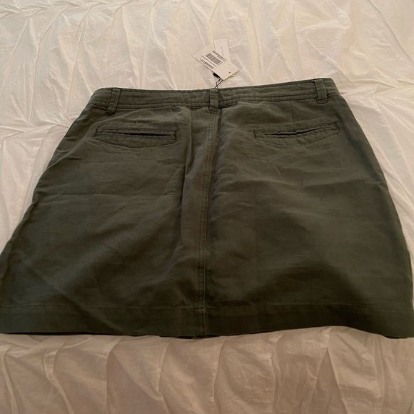 Mini skirt linen like very comfortable and stylish. - Picture 3 of 3